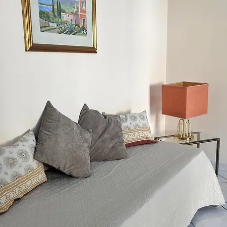 D'anna Bed & Breakfast 3*