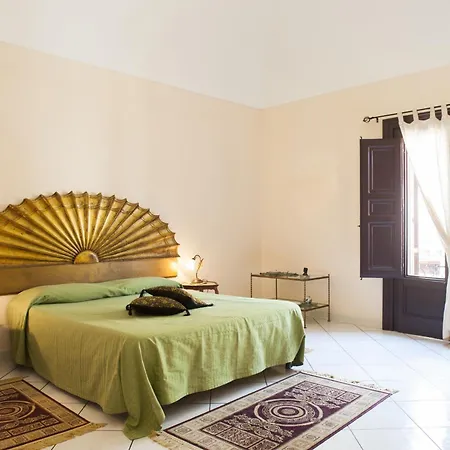 D'anna Bed and Breakfast 4*